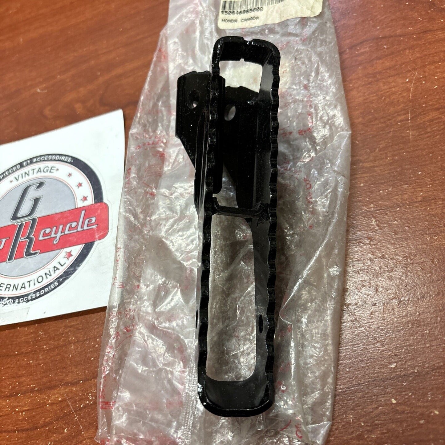 NOS Honda 1983 ATC200X LEFT STEP 50646-965-000 H149