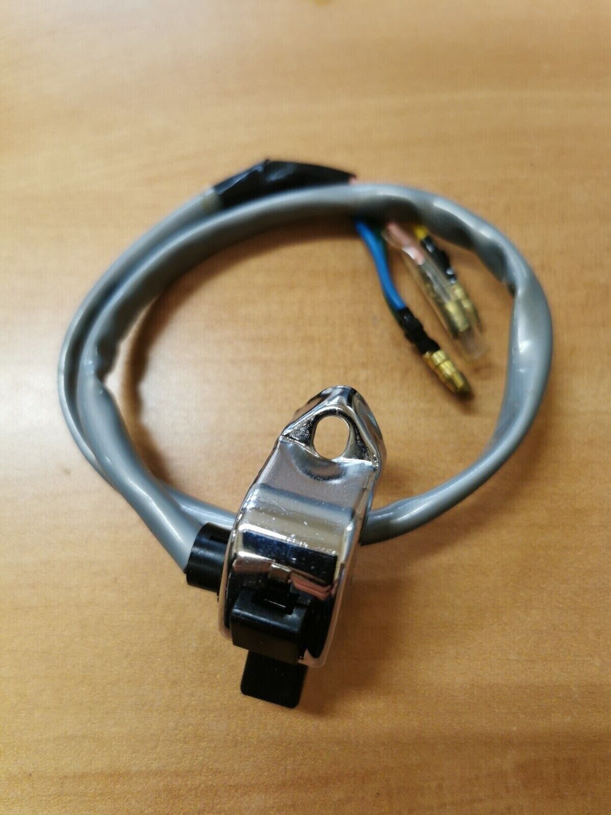 NOS YAMAHA JT2 1972 SWITCH  HANDLE  289-83975-00-00  Y37