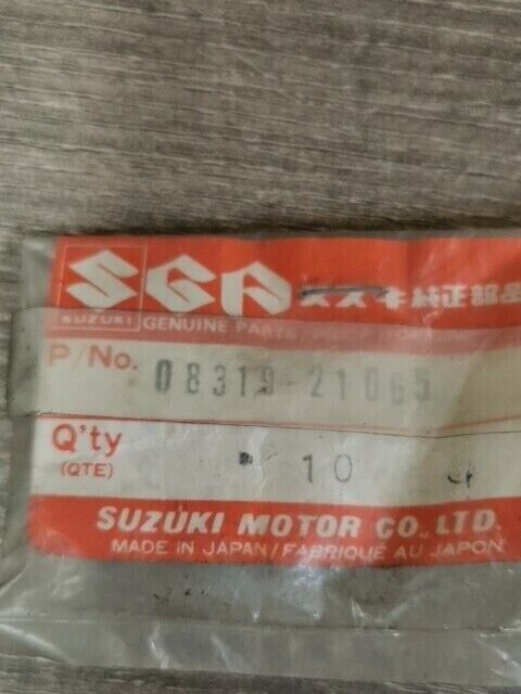 NOS SUZUKI ALT125 AP50 DR125 DR200 DR250SE DR500R DR600S NUT 08319-21065  S46