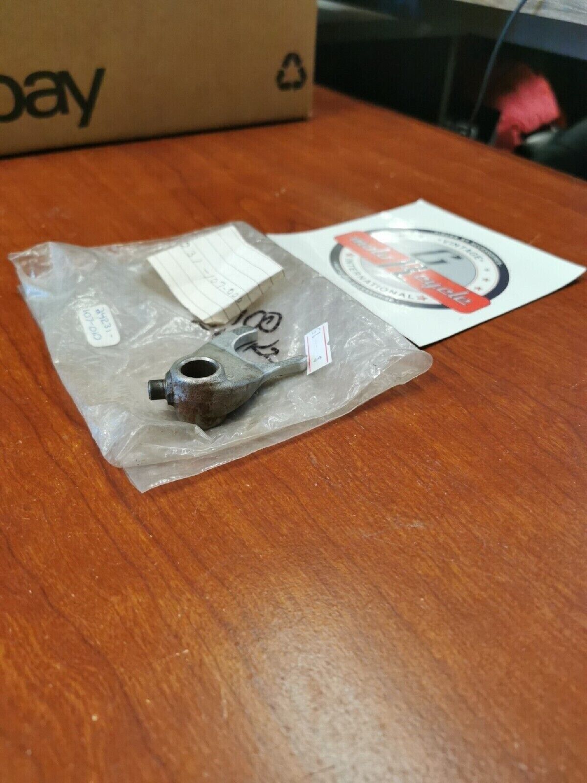 NOS Honda CL100 CB100 SL100 SL125 XL100 FORK, CENTER GEARSHIFT 24231-107-010 H34