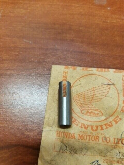 NOS Honda CS92 C92 C95 CA92 CA95 SHIFT DRUM STOPPER ROLLER 24431-205-000 H86