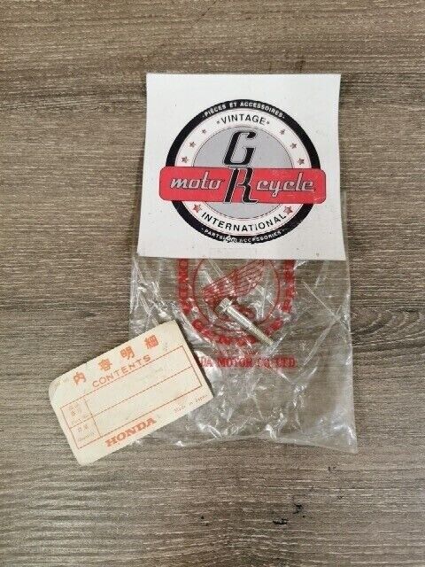 NOS HONDA SL250S XL250 1975 BOLT 6X32 90041-329-000 H83