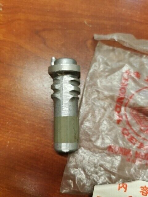 NOS Honda PS50 Z50A UPPER HOLDER 51504-064-020 H99