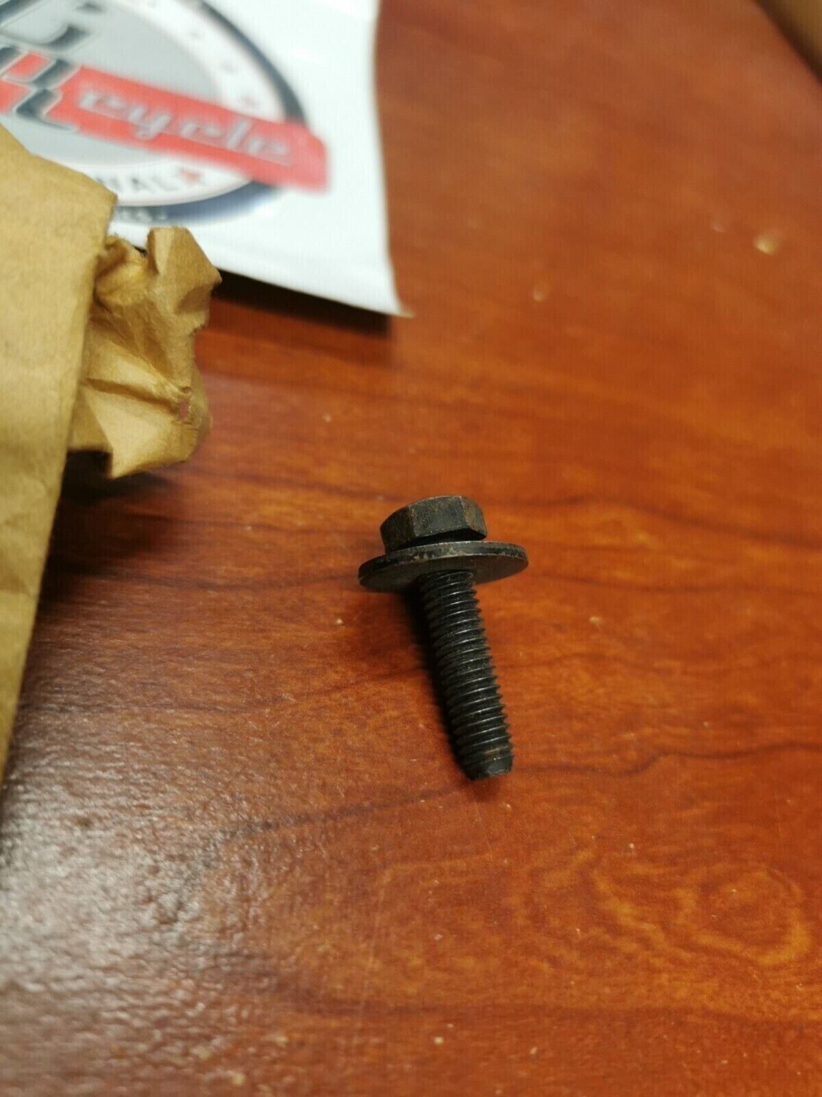 NOS YAMAHA WITH WASHER SCREW 90159-06010-00 Y72