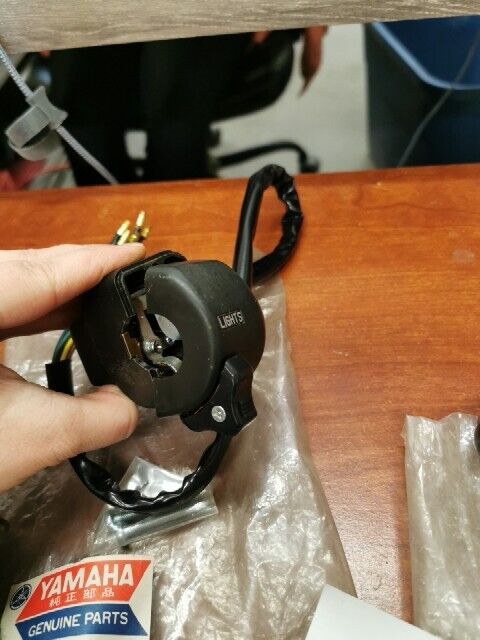 NOS Yamaha HANDLE SWITCH 584-83963-00-00 & 584-83973-01-00 SUB 1H7-83973-10 Y115