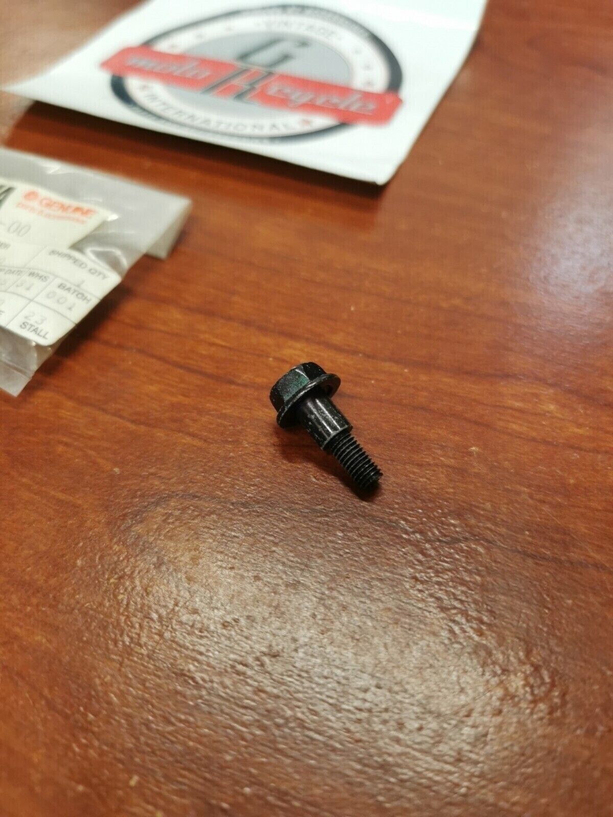 NOS YAMAHA YS624 EF4000 EF5000 YP20 YP30 BOLT 7X9-15768-00-00 Y72