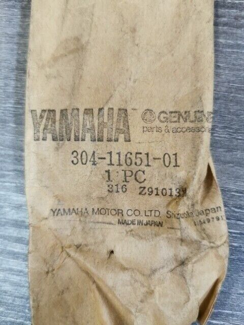 NOS Yamaha MX100A DT100B RS100C MX100F RT100 CONNECTING ROD 304-11651-01-00 Y137