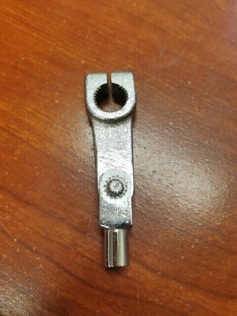 NOS Honda CB72 CB77 CB450 CL72 CL77 CL450 FRONT BRAKE ARM B 45420-268-010 H84