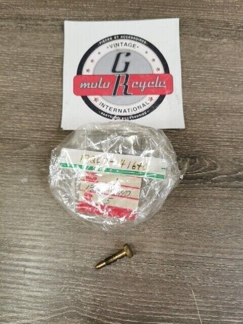 NOS SUZUKI DS100 DS125 PE175 TS125 TS100 SCREW THROTTLE STOP 13267-41640 S58