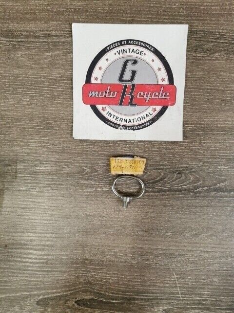 NOS Yamaha YM1 YM1S R3 YDS3C YDS3 YR1 YR2 HOLDER CABLE 152-21518-00-00 Y139