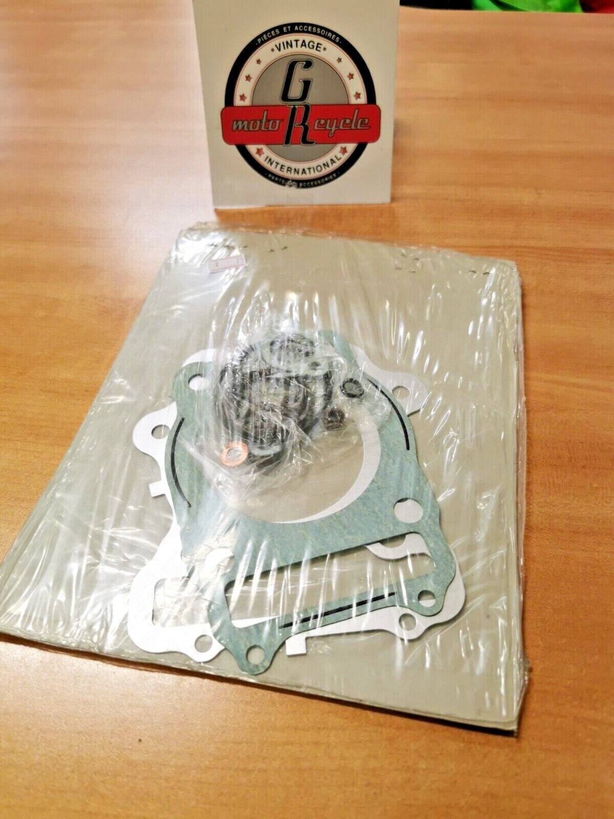 NOS HONDA TRX300 1988 TOP END GASKET KIT A  061A1-HC4-T00  H22