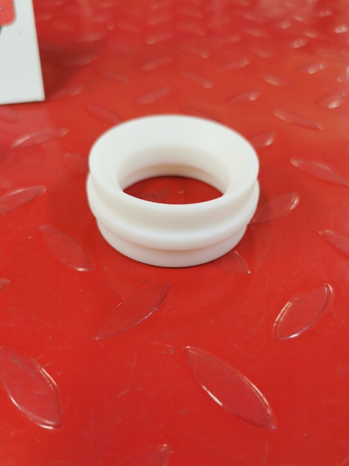 NOS YAMAHA YFZ350 YFS200 1987 - 2006  GUARD SEAL 2GU-22151-10-00 Y50