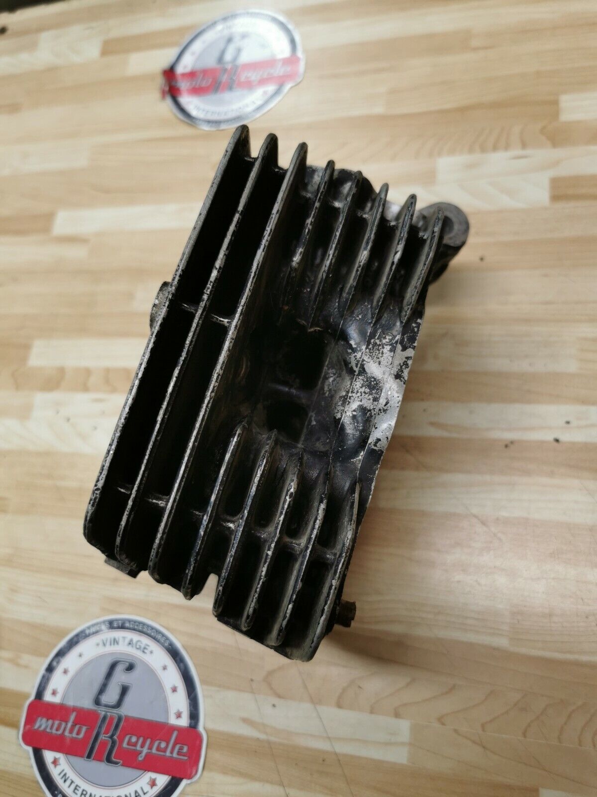Honda XL200R 1984 cylinder head XR200R XR200 1981 1982 1983