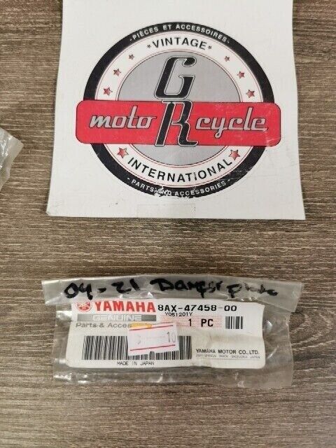 NOS YAMAHA VENTURE RS90PLTFB PHAZER PZ50RTG DAMPER PLATE 8AX-47458-00-00 Y112