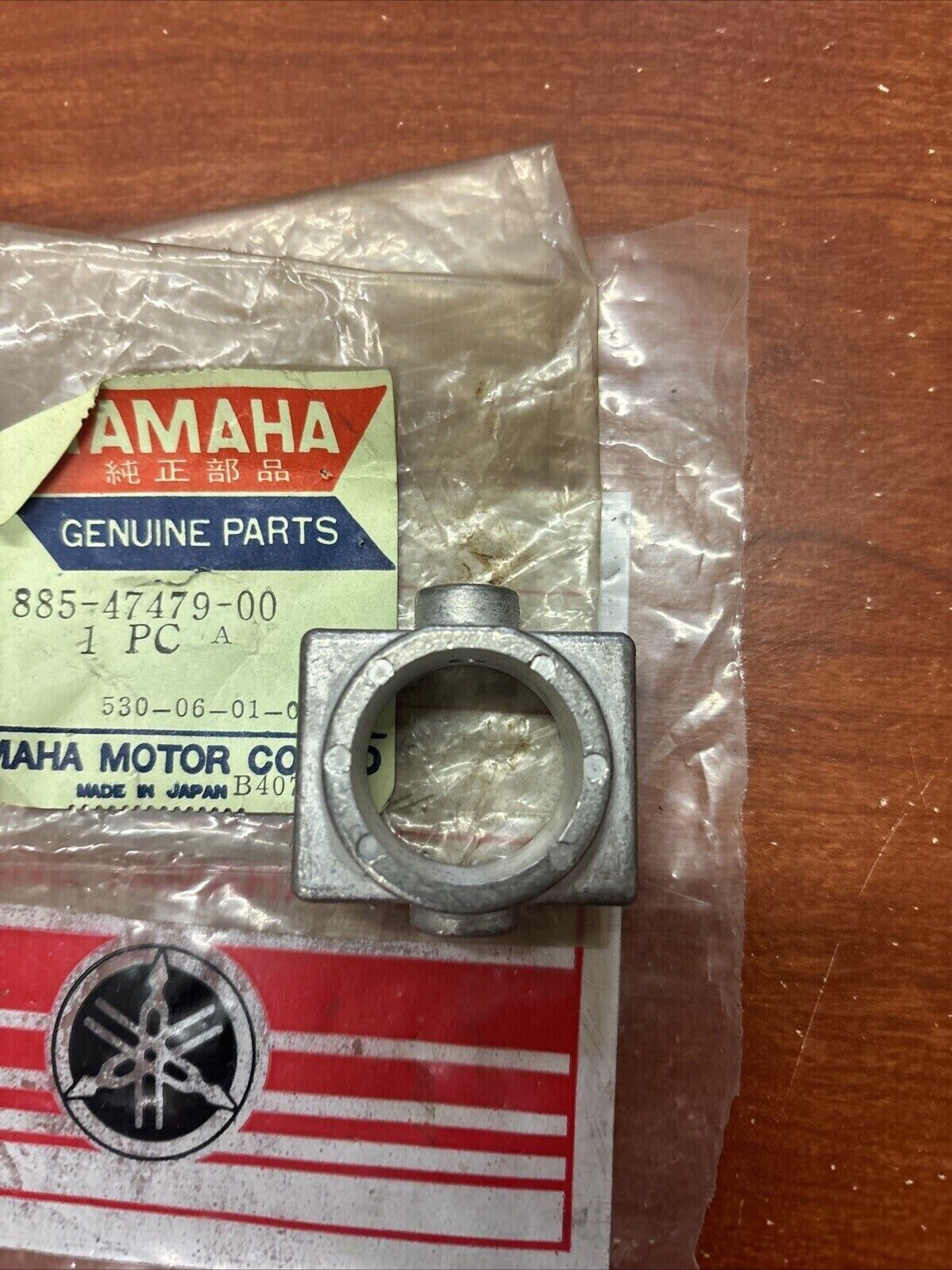 NOS Yamaha EX340 EX440 COLLAR 885-47479-00-00 Y185