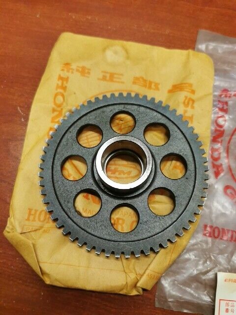 NOS Honda CB350F CB400F STARTER DRIVEN GEAR 28111-333-310 H98
