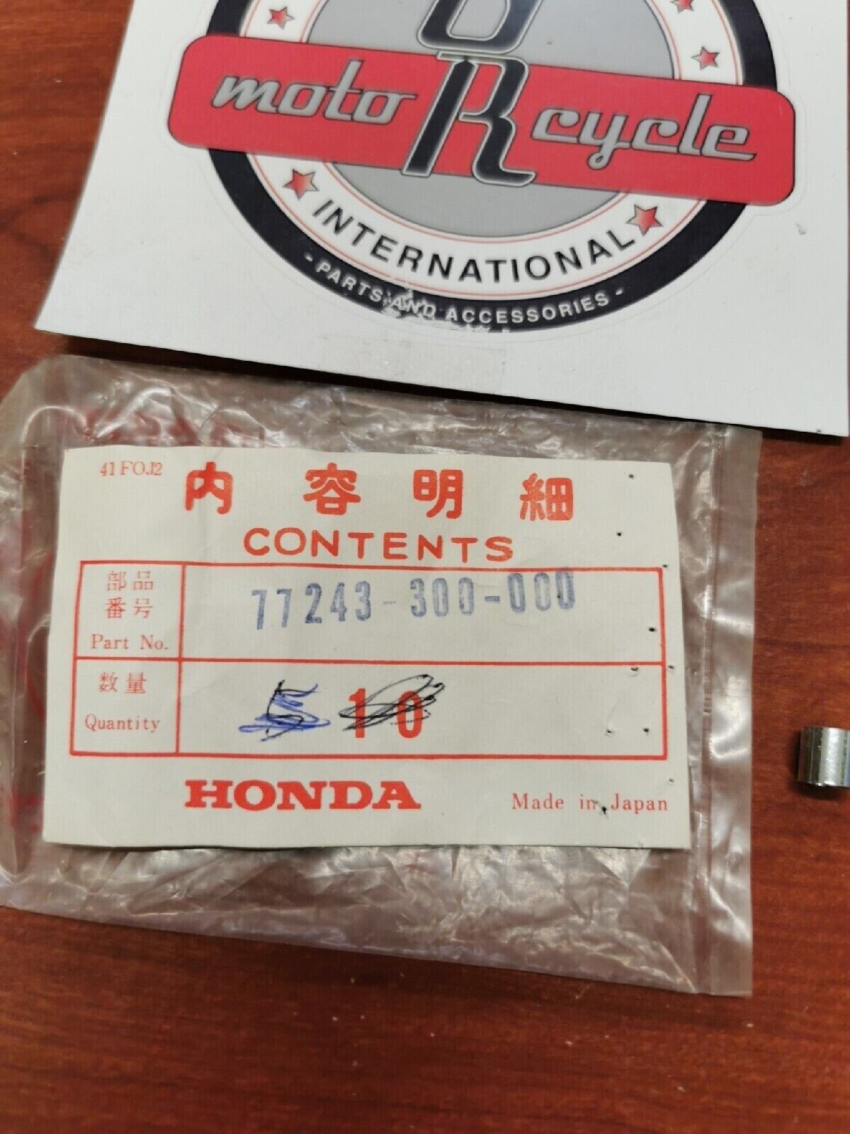 NOS Honda CB750K1 CL350K3 CB350K3 COLLAR, SEAT SAFETY HOOK 77243-300-000 H34
