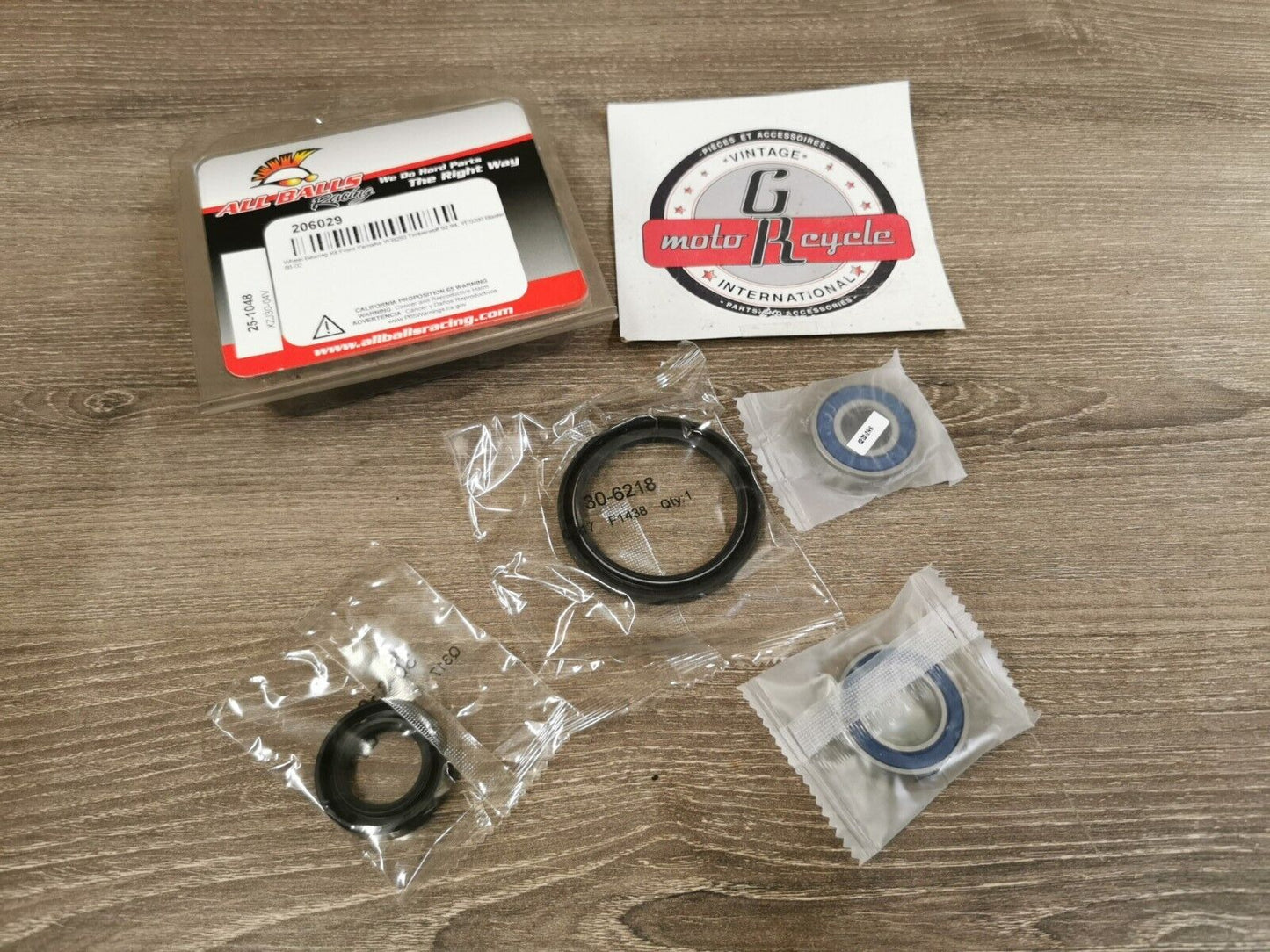 NOS ALL BALLS Yamaha YFB250 YFS200 Wheel Bearing Kit Front 25-1048 J52