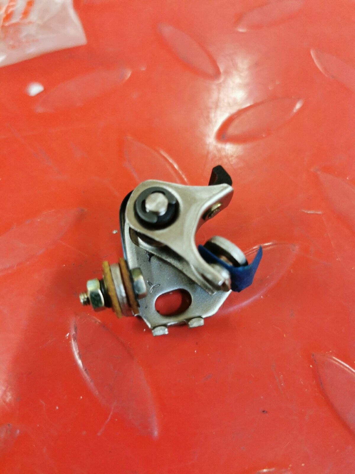 NOS Yamaha XS750 1977  IGNITION CONTACT POINTS  1J7-81622-10-00 J11