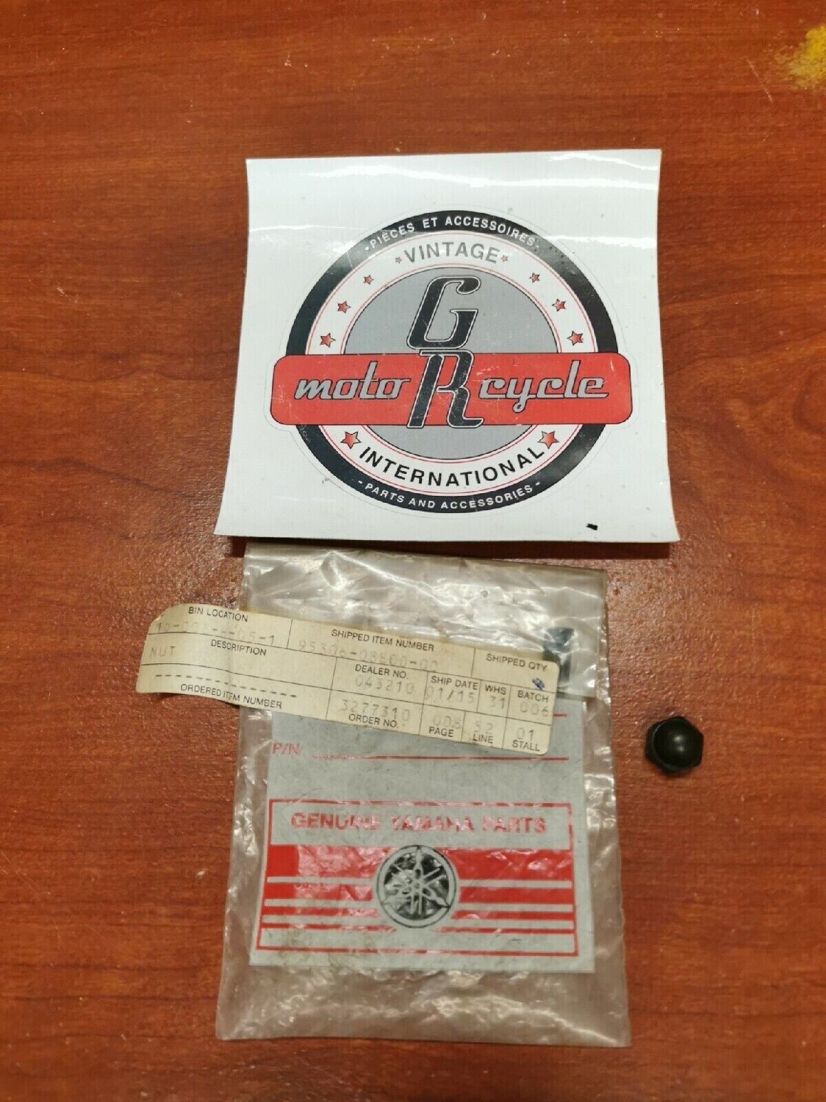NOS Yamaha CA50 RZ350 XJ550 XJ650 CAP NUT 95306-08800-00 SUB. 95307-08800-00 Y72