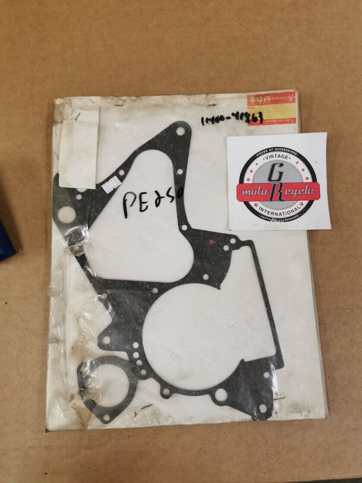 NOS SUZUKI PE250 GASKET KIT INCOMPLETE SET 11400-41863 J49
