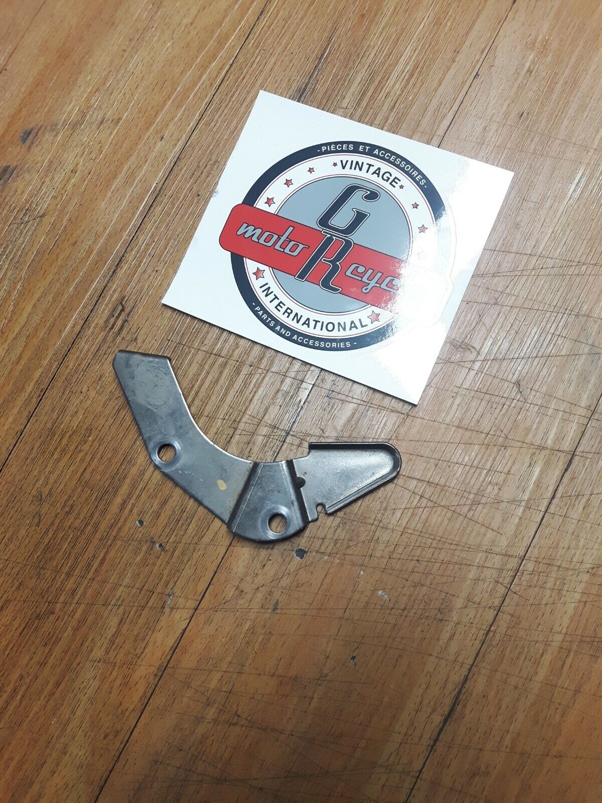 Polaris RZR800 2011 stator magneto wire cover holddown bracket plate RZR 800