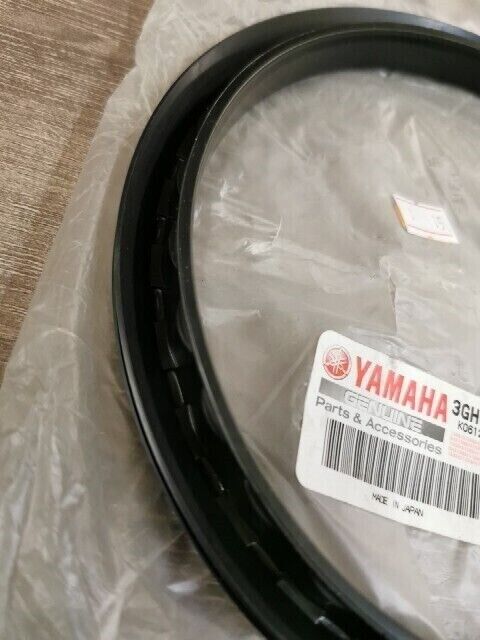NOS YAMAHA BIG BEAR YFM350FWBJ YFM350UH PLATE DUST SEAL 3GH-25129-10-00 Y113