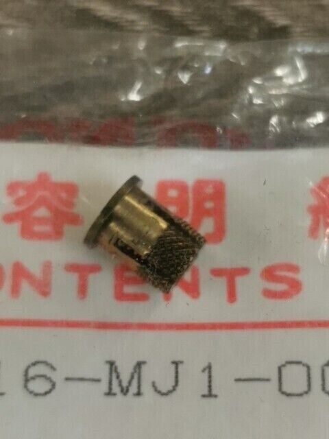 NOS HONDA  NUT INSERT M5X0.8 90316-MJI-000 H74