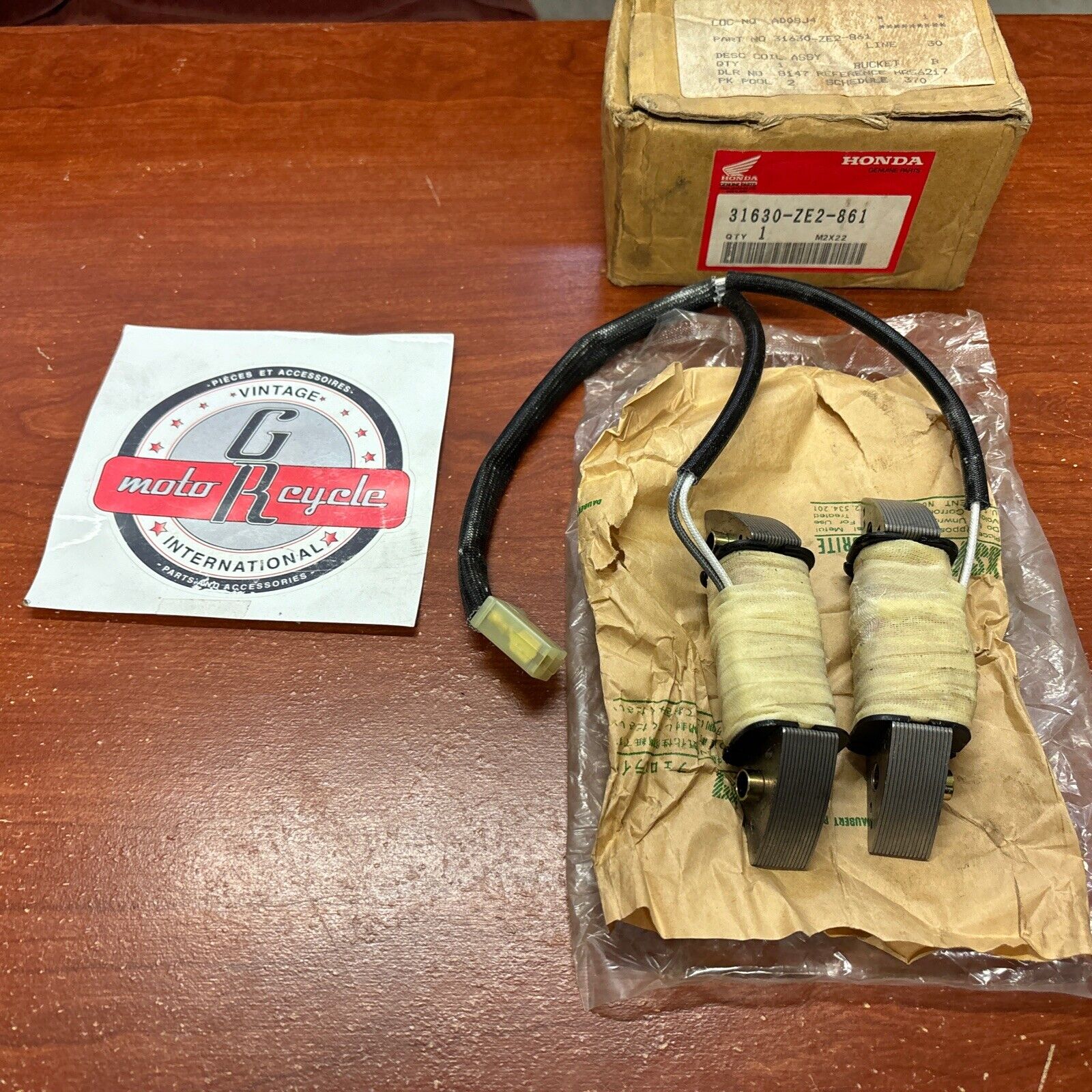 NOS Honda GX240 GX270 GX340 GX390 CHARGE COIL 31630-ZE2-861 H163