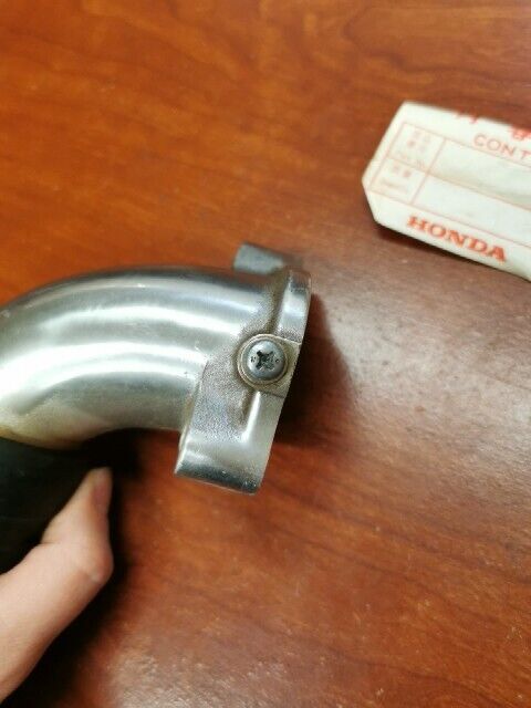 Honda GL1000 K0 - K2 LTD INTAKE MANIFOLD B *RUBBER HARD* 17120-371-000 H84