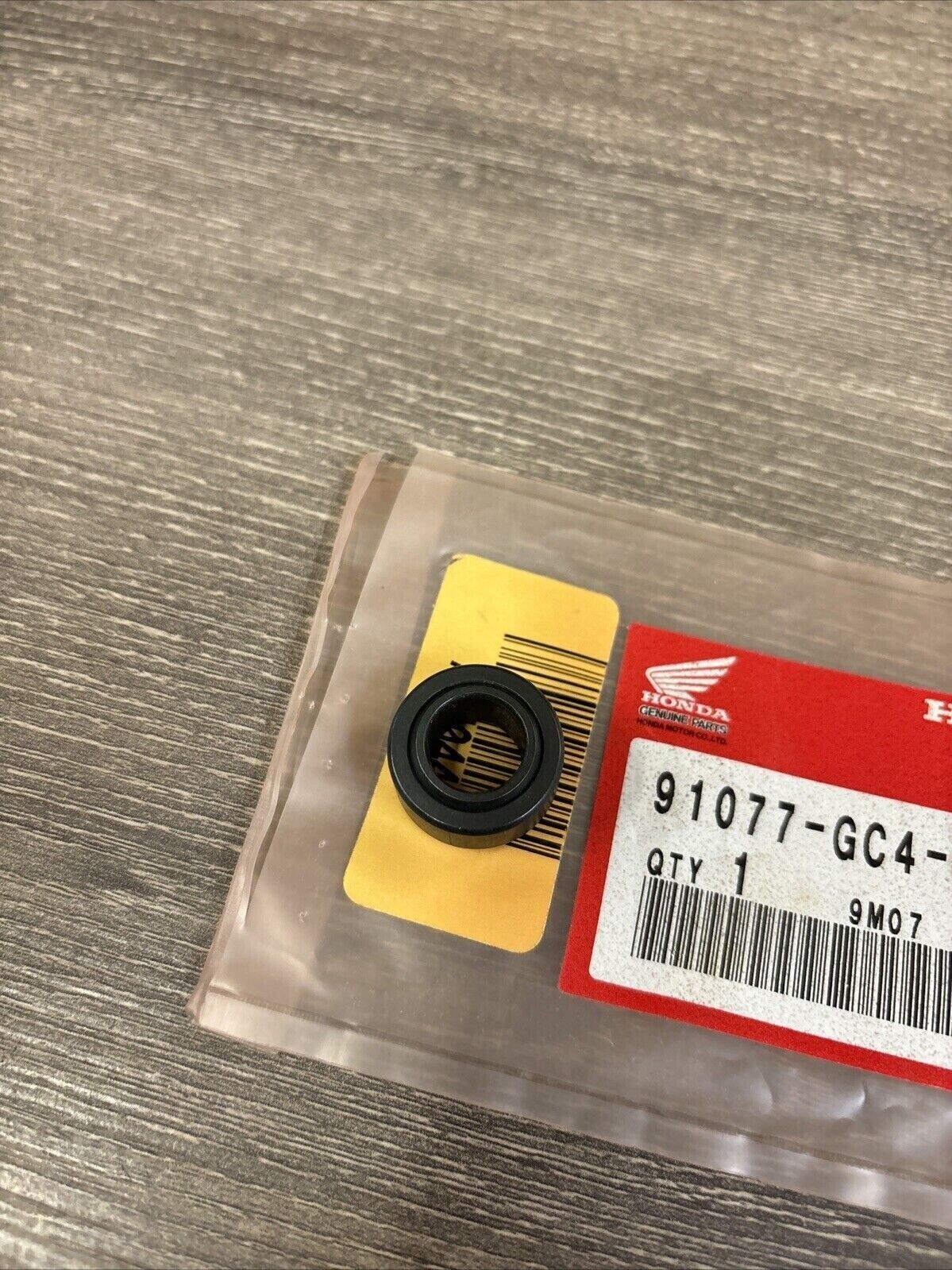 NOS Honda CR80 R CR250 R RTL250 S SHOCK ABSORBER BEARING 91077-GC4-831 H128