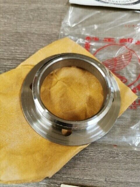 NOS HONDA CB500 1971 1972 CB550F RETAINER BEARING 41231-323-020  H95