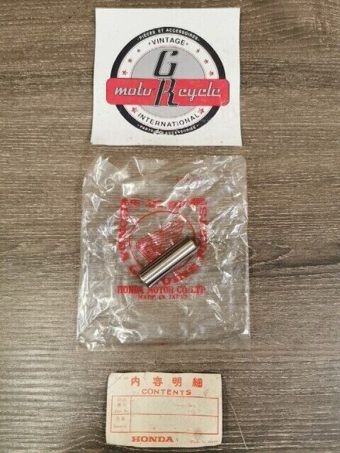 NOS HONDA C72  CA72 CB72 CL72 1960 - 1964 PISTON PIN 13112-250-305 H95