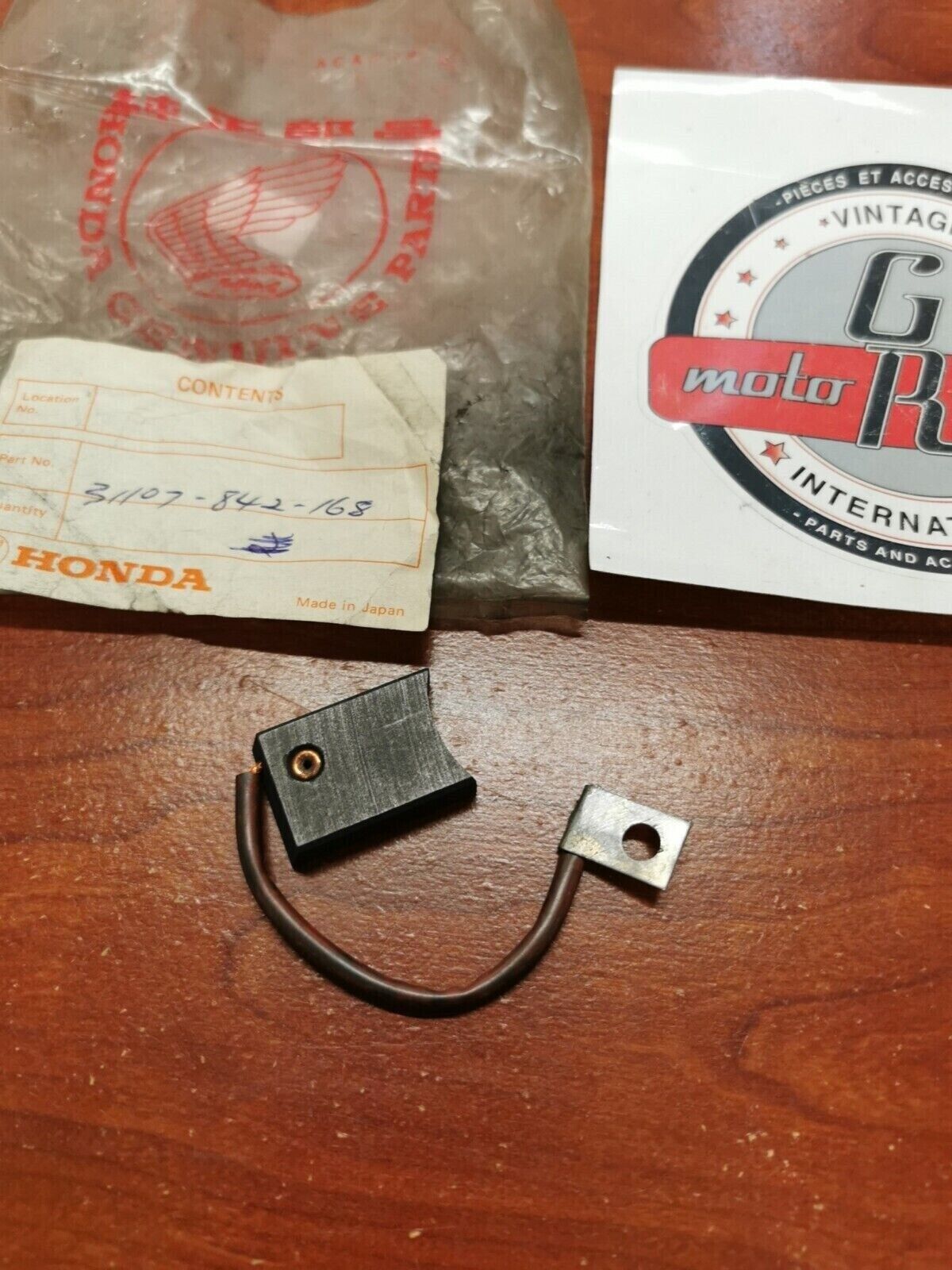 NOS Honda EG1500 ER1500 EC150 BRUSH 31107-842-168 H64