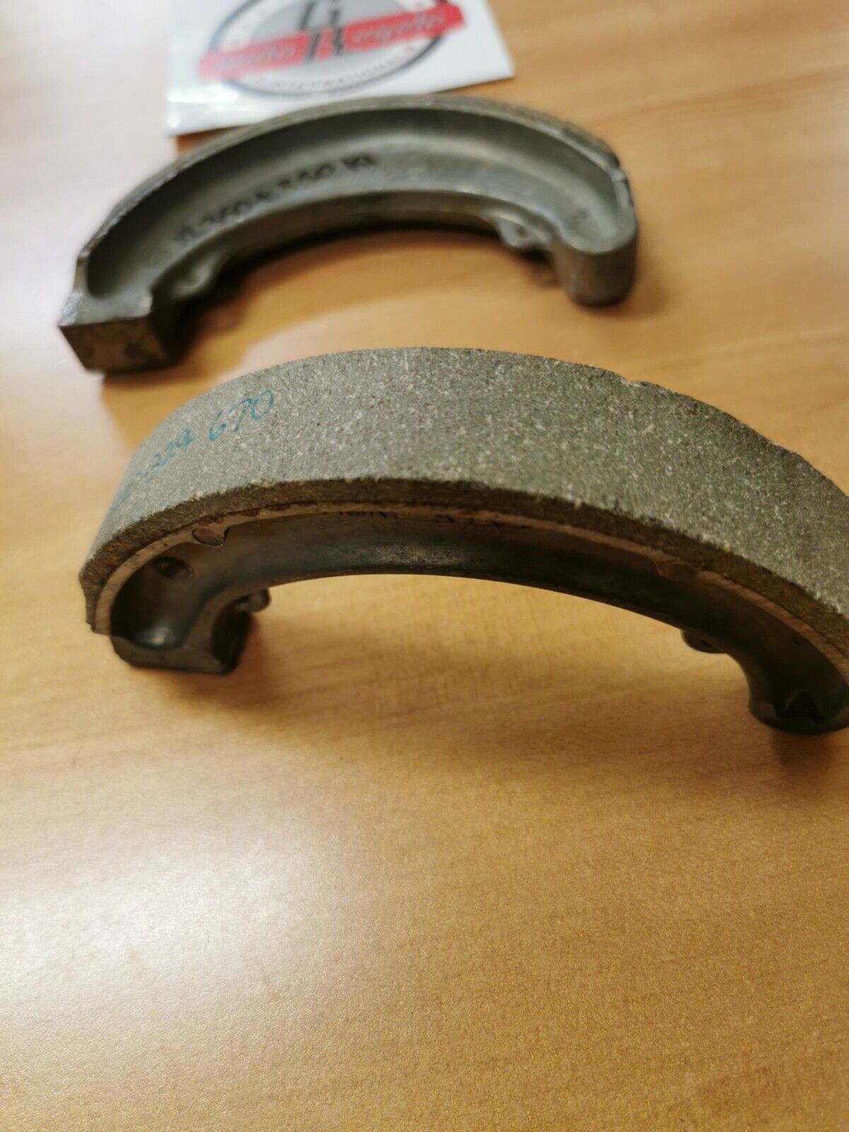 NOS HONDA MT250 XL350 MR250   1976 - 1978   SHOE  FR BRAKE 45120-329-670 H23