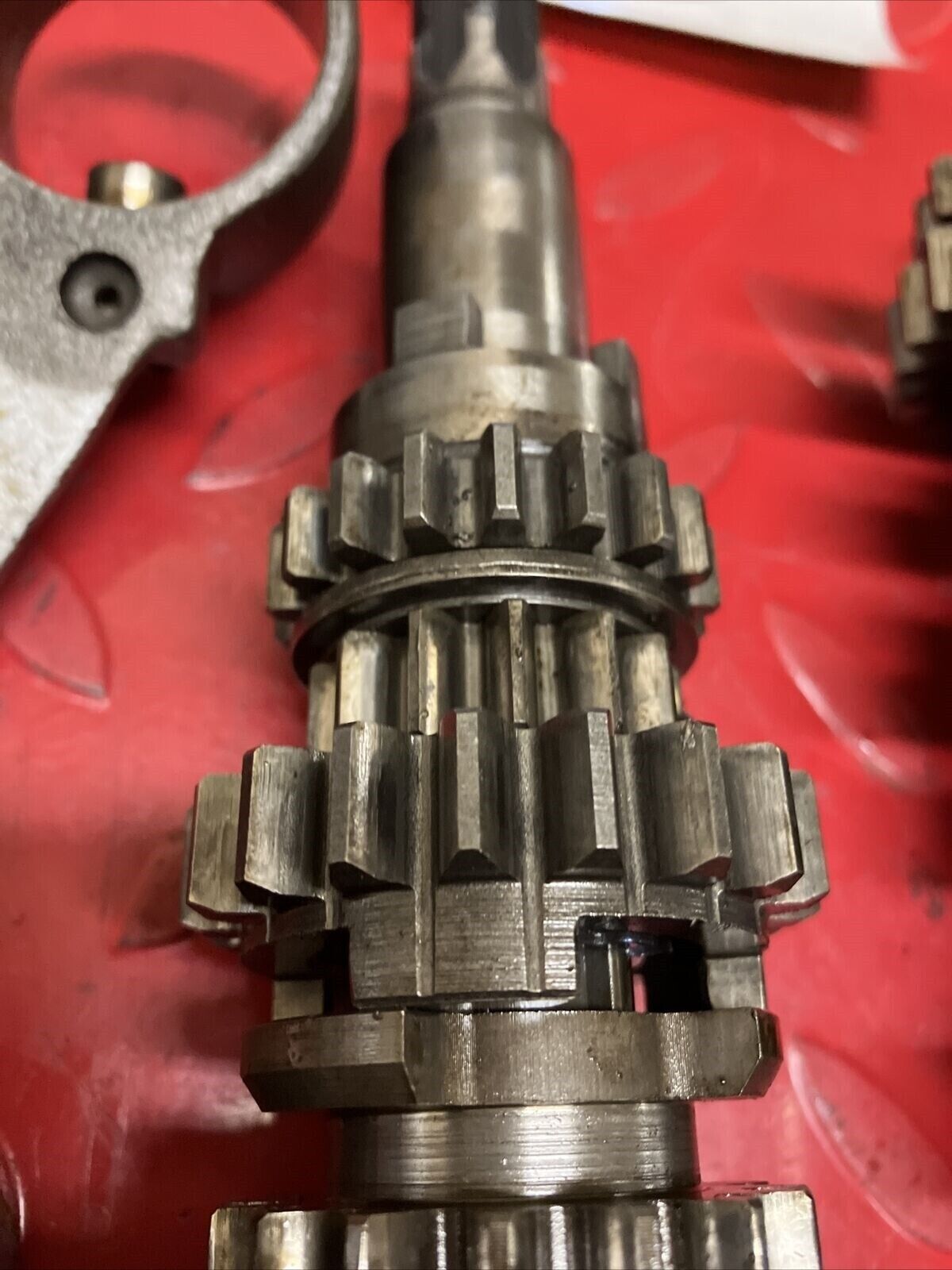 Suzuki TC125 1972 transmission shaft gear gearshift drum cam forks