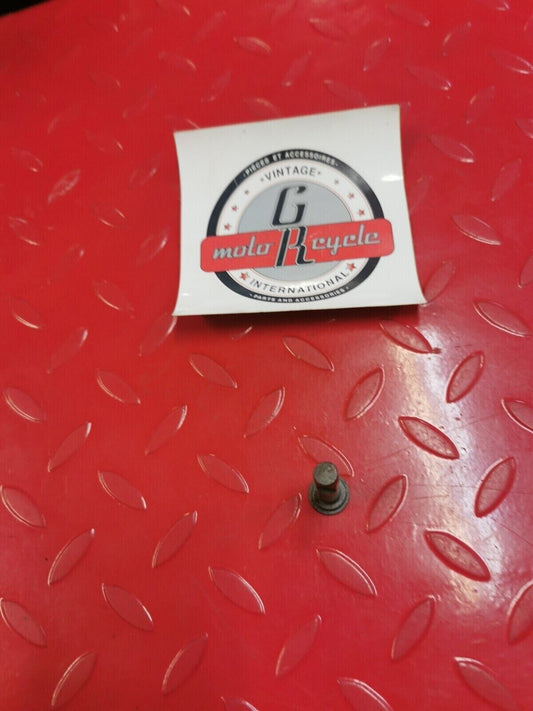 NOS YAMAHA FZ600 YX600 FJ600 XJ550 ROD CHN TENSIONER 4G0-12217-01-00 Y28