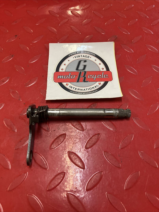 Honda CR250R 1984 gearshift gear shift shaft spindle CR500R