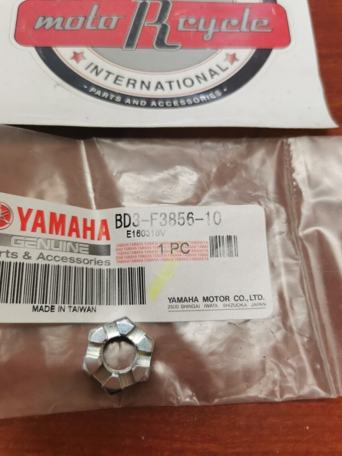 NOS Yamaha YFZ05 YFM09 STEERING NUT BD3-F3856-10-00 Y82
