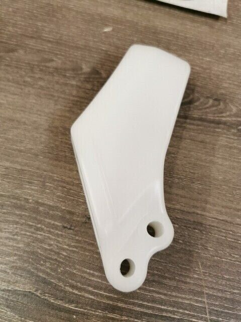 NOS YAMAHA YZ80 1984 - 1992 SUPPORT CHAIN 39K-22199-00-00 Y104