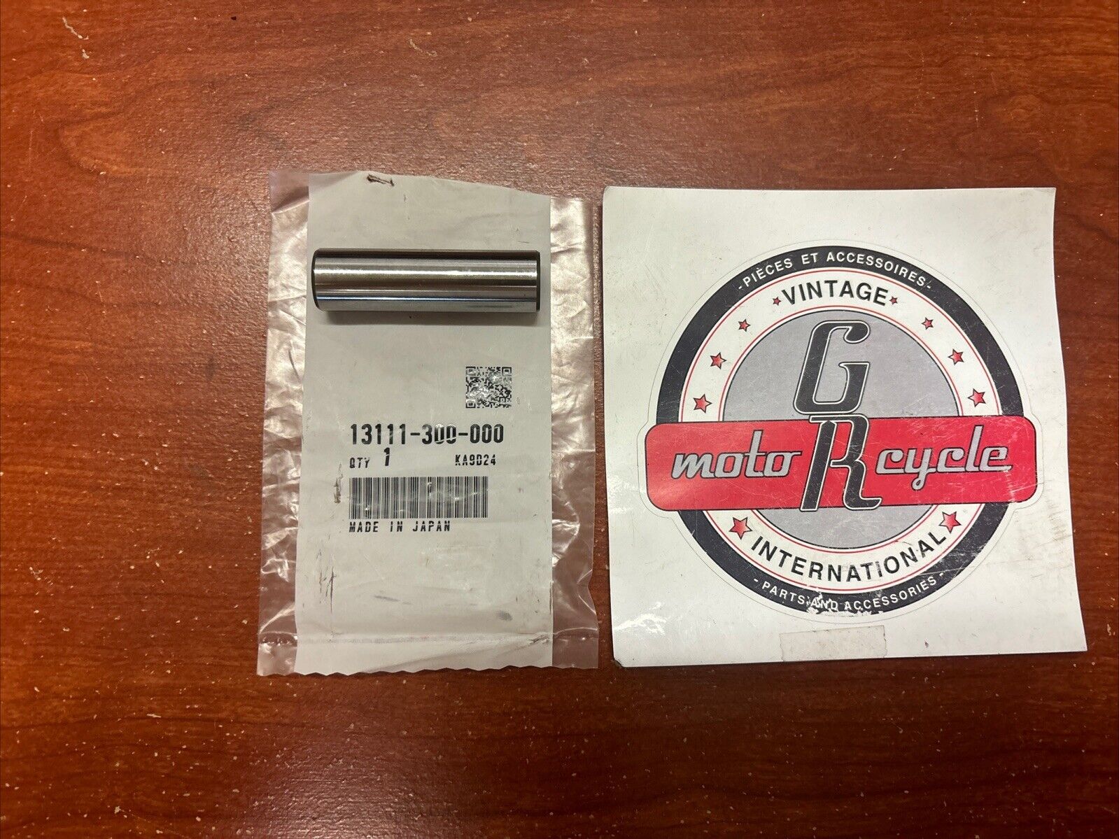 NOS Honda CB750 CB900 G35 GV35 PISTON PIN 13111-300-000 H140