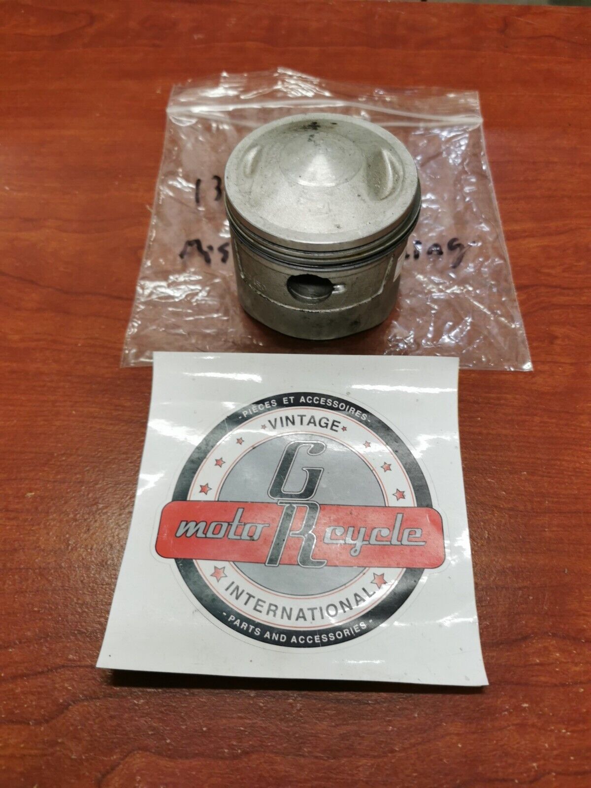 NOS Honda CB450 PISTON & RING 13103-282-000 H62