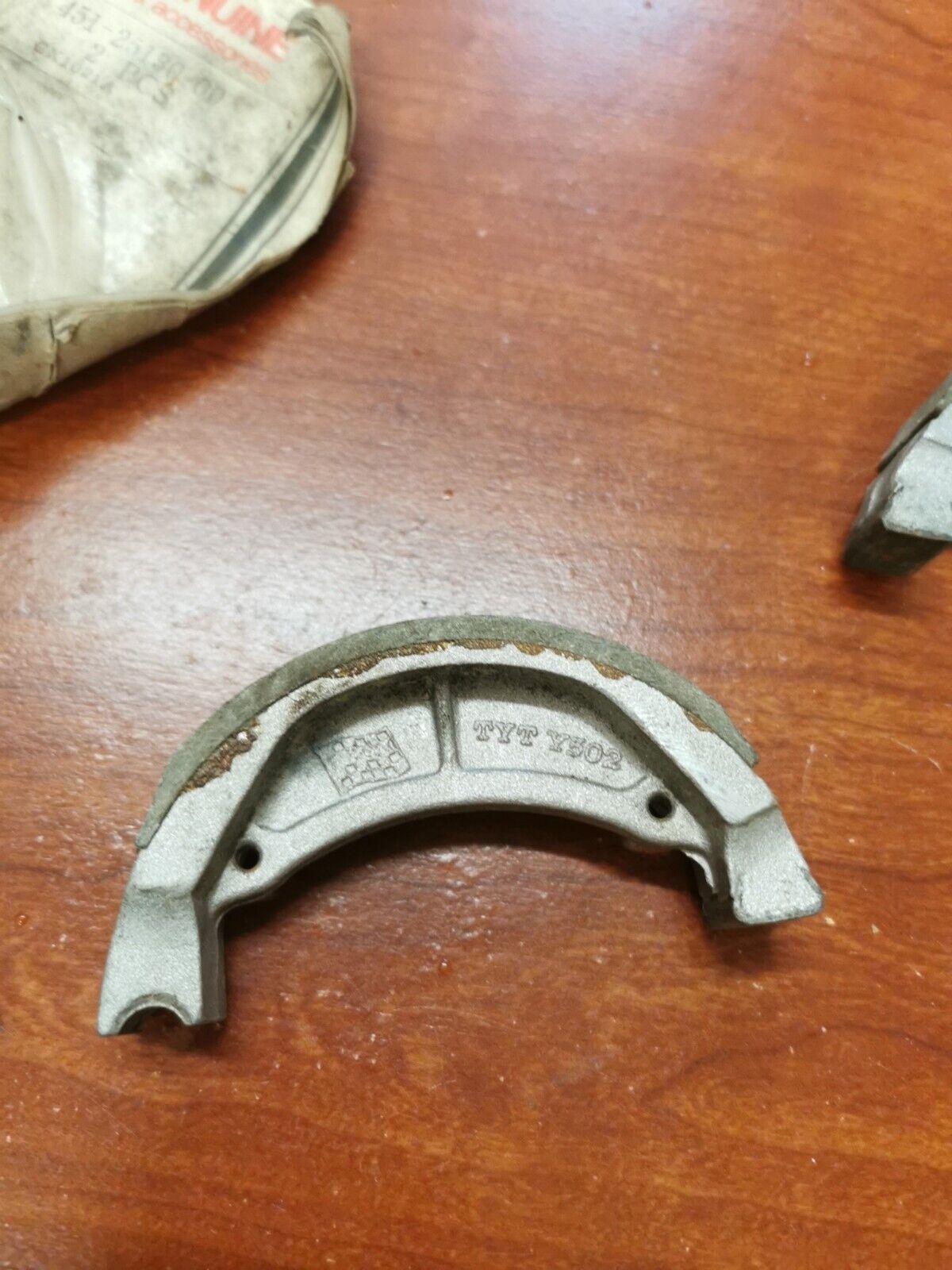NOS Yamaha YZ80 PW80 BRAKESHOE SET 2PCS 451-25130-00-00 SUB. 451-W2535-00-00 Y86
