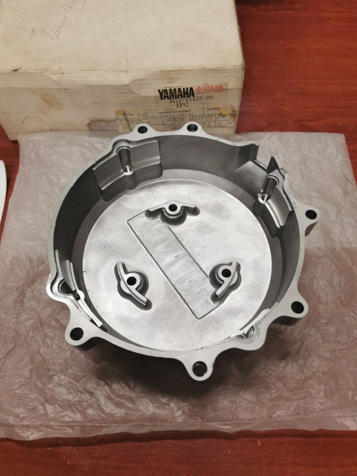 NOS Yamaha 1978 1979 XS750 1980 XS850 GENERATOR COVER 2G2-15415-00-00 Y87