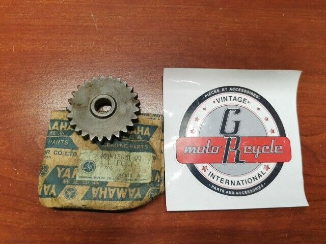 NOS Yamaha AT2 DT125 MX125 MX175 YZ125 KICK IDLE GEAR 401-15651-00-00 Y124
