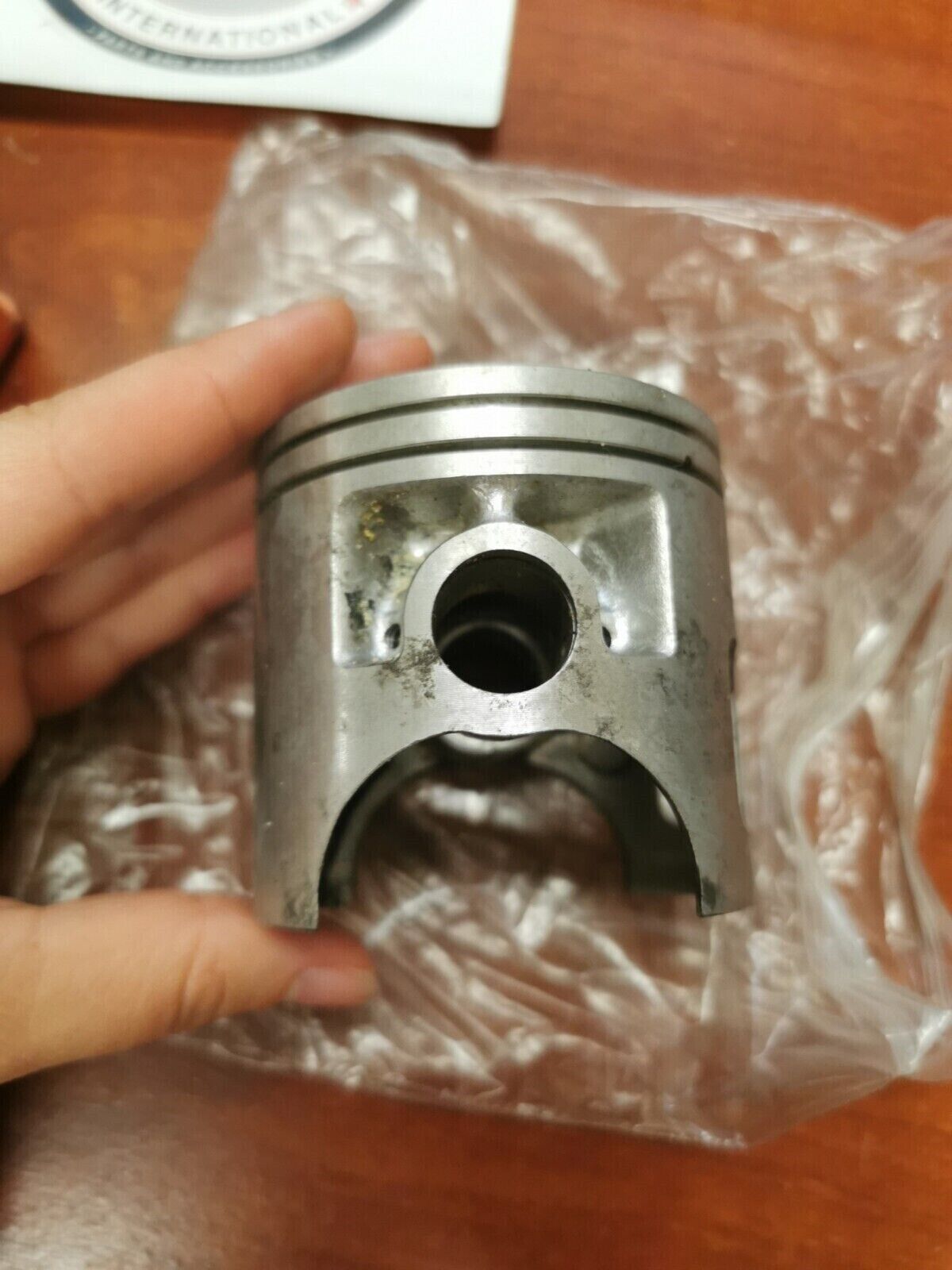 NOS Yamaha IT175 PISTON 1ST O/S SUB. 1W2-11635-10-00 SUB. 3R6-11630-12-00 Y86