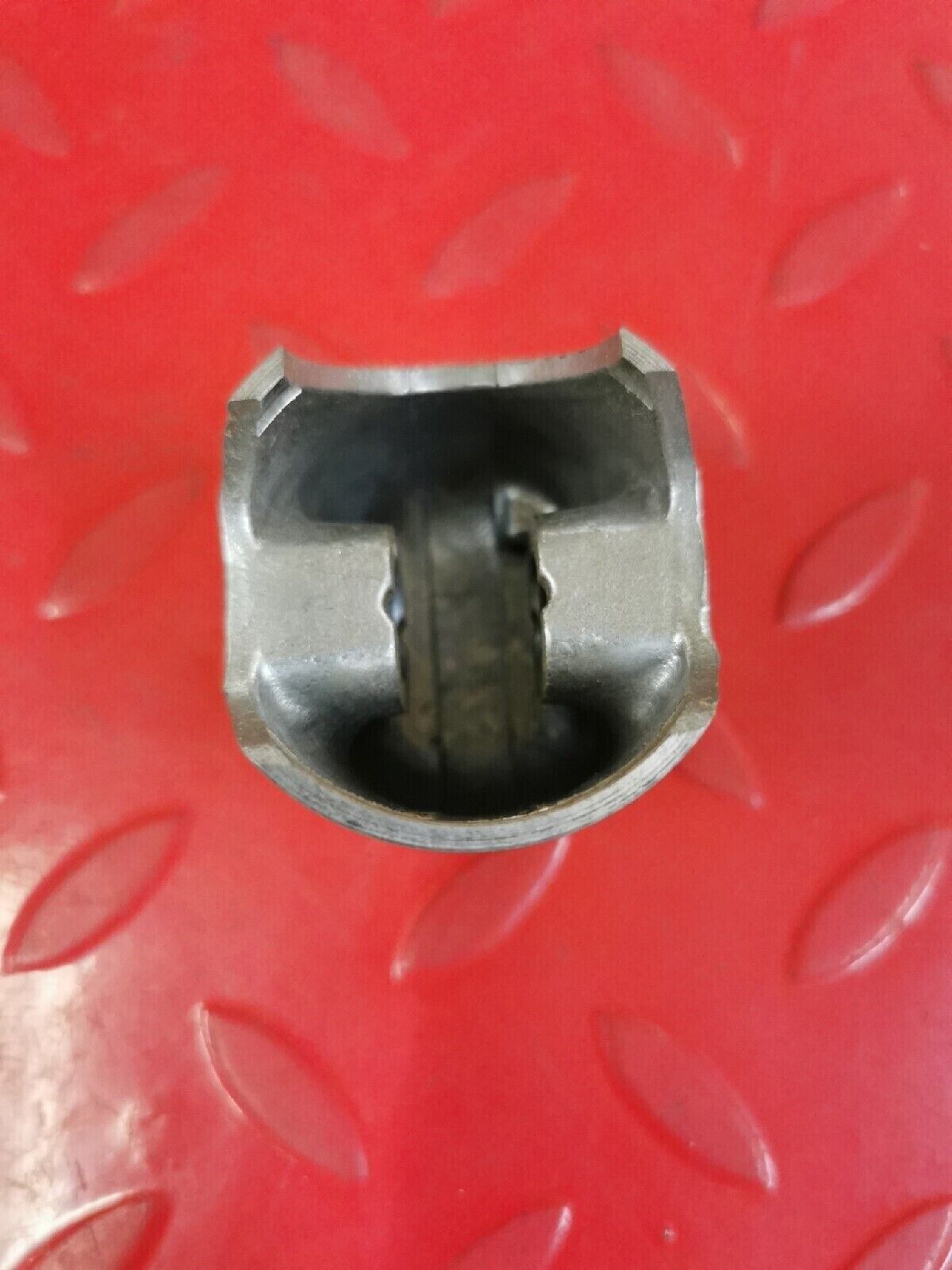 NOS HONDA CR80R 1983 PISTON OVER SIZE 0.25 13102-GC4-700  H38