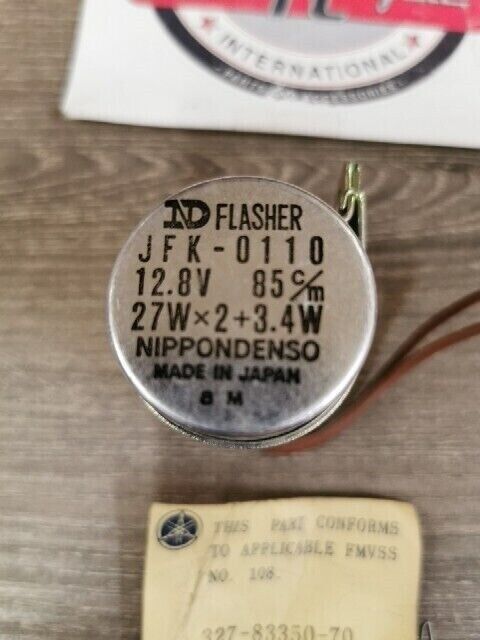 NOS YAMAHA RD350 R5 AT2 1972  FLASHER RELAY 327-83350-70-00 Y114