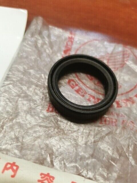 NOS Honda OIL SEAL 33X43X9.1 91255-268-010 H71