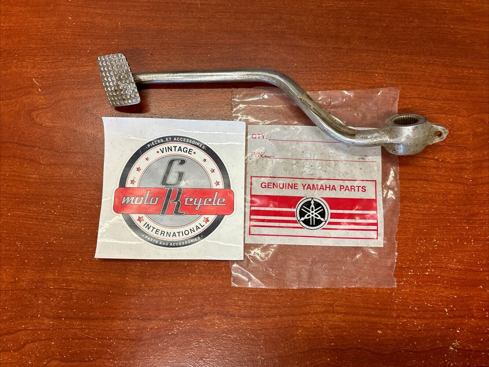 NOS Yamaha TX650 XS1 XS2 BRAKE PEDAL 256-27211-00-93 Y181